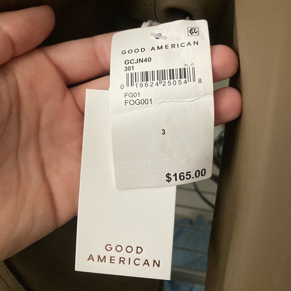 Good American Jacket - Picture 7 of 9